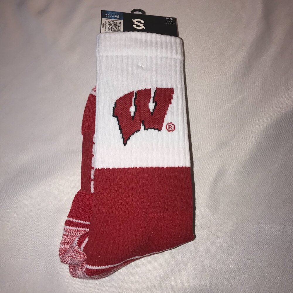Strideline Crew Socks University of Wisconsin Logo Size M/L M 8-12 W9.5-13.5 NEW